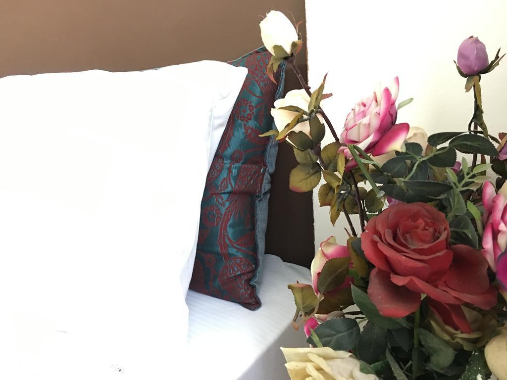 Esra Sultan Petrol Hotel Stambuł Zewnętrze zdjęcie