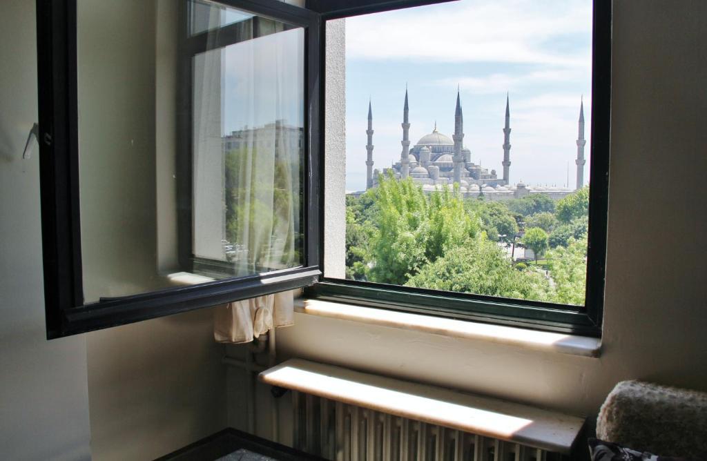 Esra Sultan Petrol Hotel Stambuł Zewnętrze zdjęcie